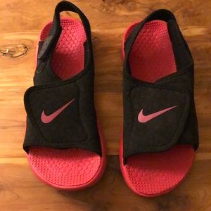 Girls Nike Sandal, Size 3